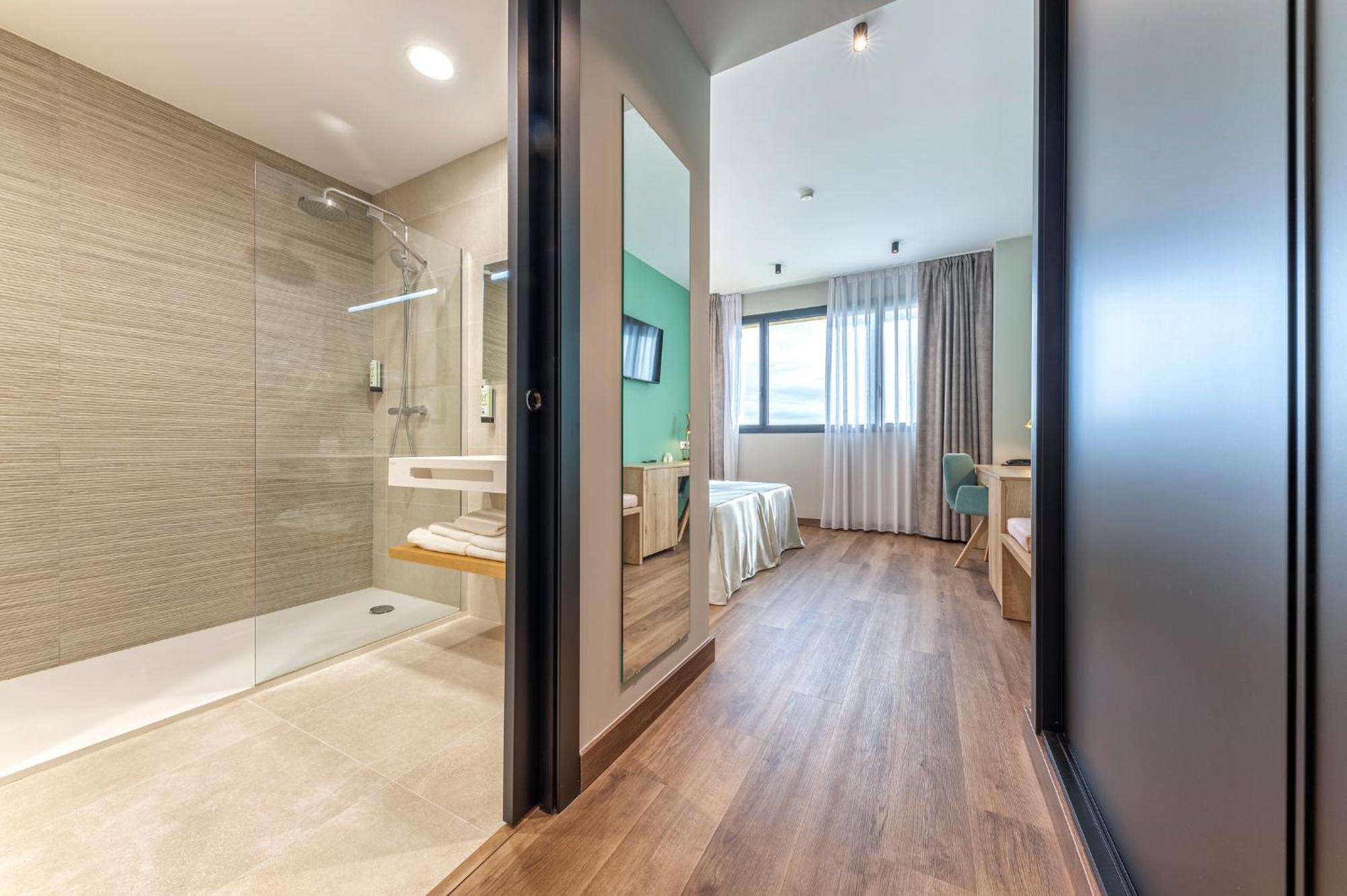 Hotel Villa Universitaria 산비센테델라스페그 외부 사진
