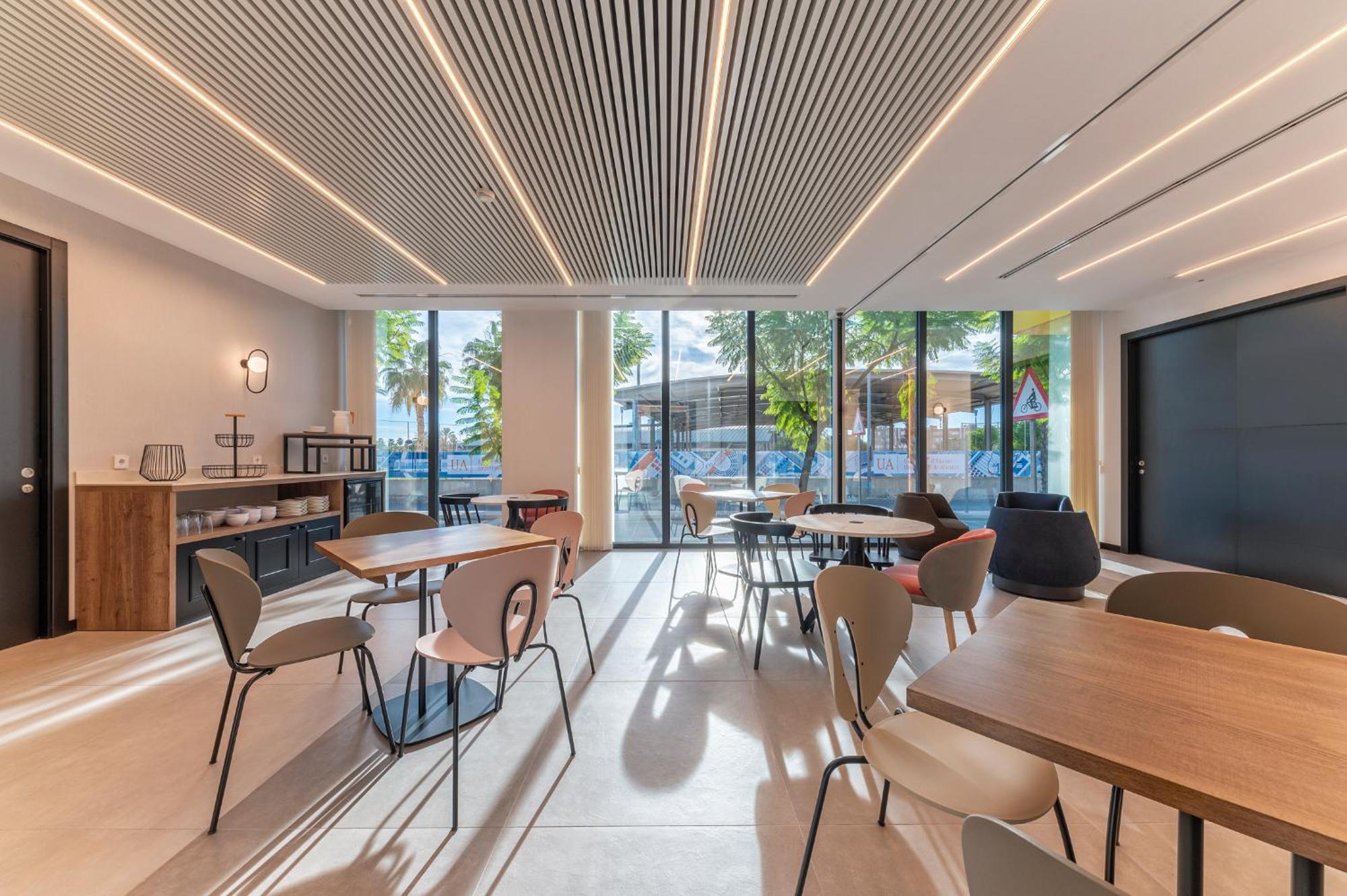 Hotel Villa Universitaria 산비센테델라스페그 외부 사진